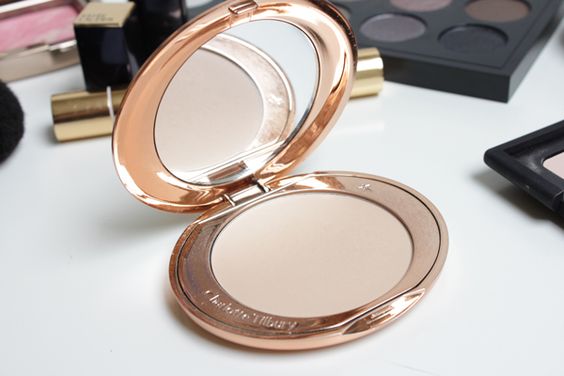 Polvos Compactos x Charlotte Tilbury (mini)