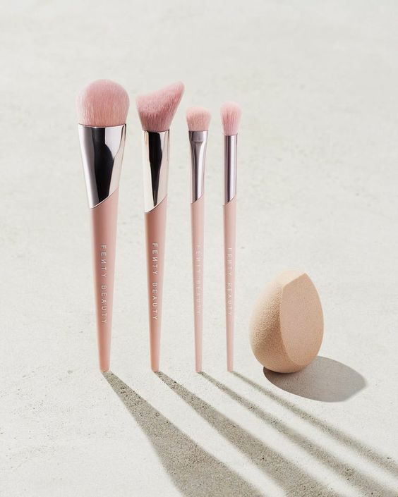 PREVENTA Brochas x Fenty Beauty (variedad formatos)