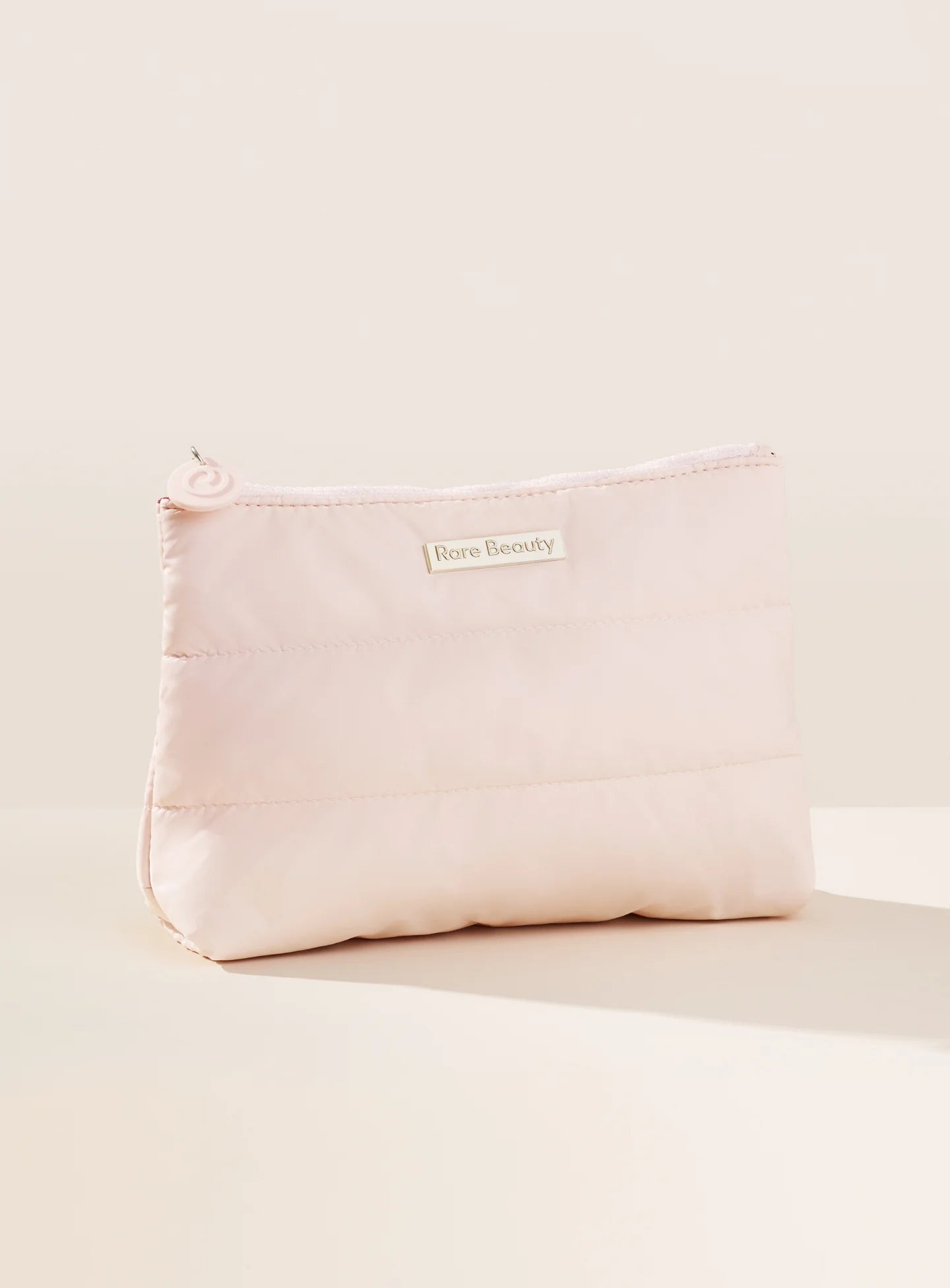 PREVENTA Puffy Makeup Bag Rosa claro Rare Beauty