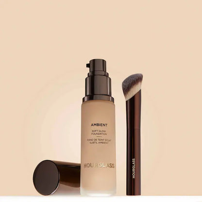 Brocha Base de Maquillaje - Hourglass